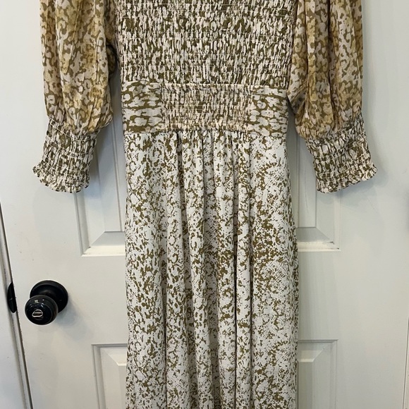 Free People String of Hearts Maxi Dress XS EUC Smocked Tie Front Cutout Boho - Picture 11 of 11